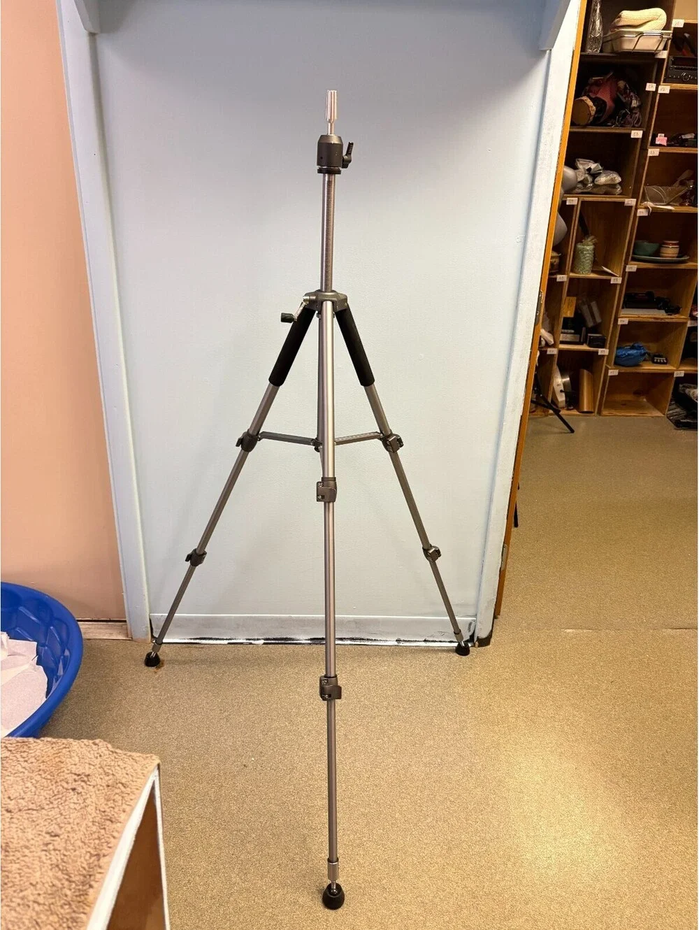 Heavy Duty Cosmetology Mannequin Head Tripod Stand Adjustable Salon Hair Styling
